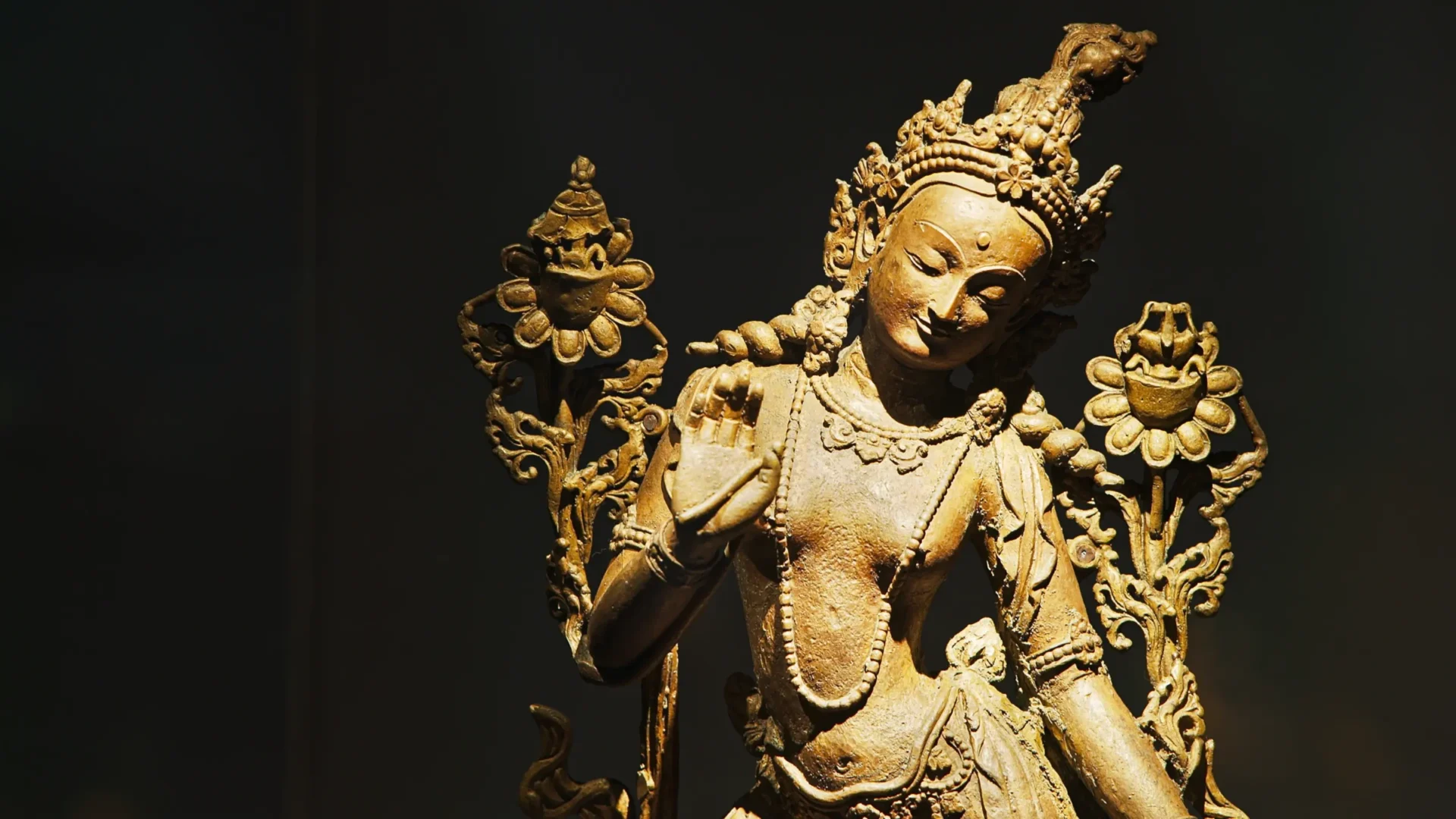 Murti Background